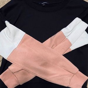 Women’s Crewneck Sweatshirt